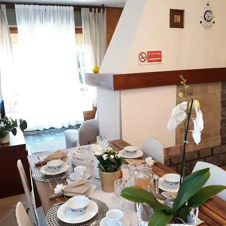 Lägenhet Casa Vacanza Al Canton *